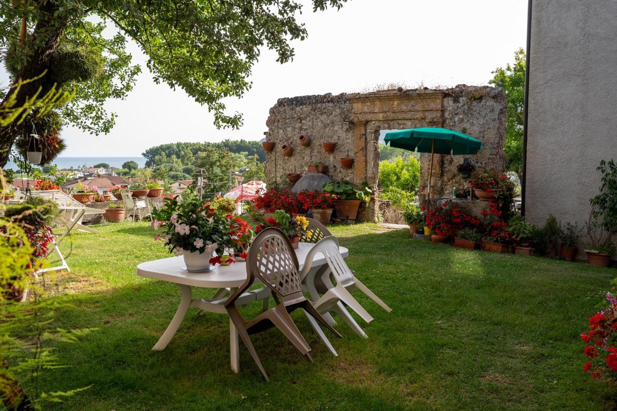 Maison De Curtis Bed and Breakfast Policastro Bussentino Εξωτερικό φωτογραφία